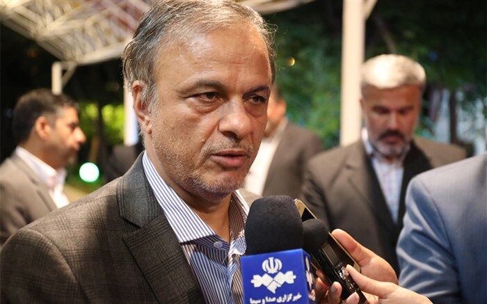 وزیر صمت: فولاد بزودی در بازار بورس عرضه می‌شود