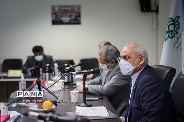 نشست صمیمی وزیرآموزش پرورش با مدیران سازمان دانش آموزی