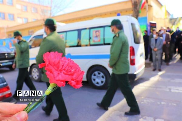 میثاق با شهید گمنام در آباده