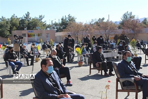 تشییع 2 شهید گمنام در هنرستان شهیدخیامی بیرجند
