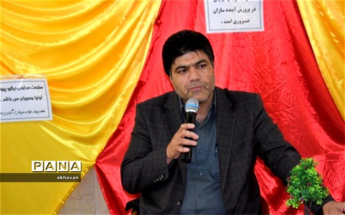 آموزش و پرورش بدون شوراها نمی تواند فرآیند تعلیم و تربیت را محقق کند