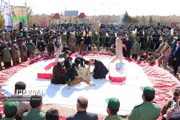 مراسم وداع با پیکر شهید گمنام در آباده