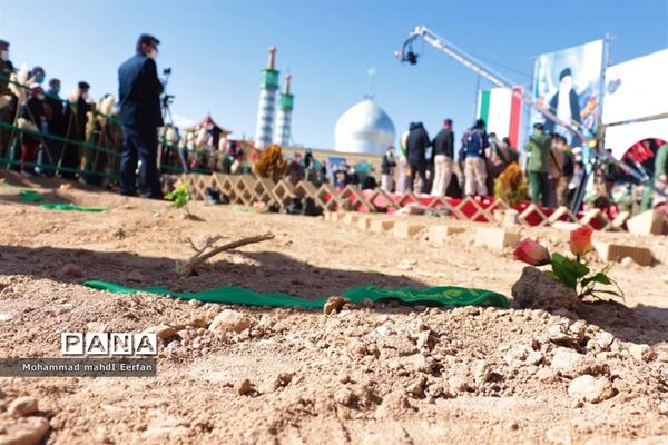 مراسم وداع با پیکر شهید گمنام در آباده