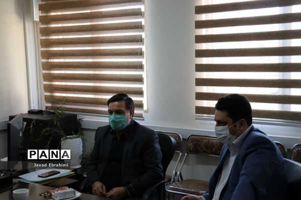 نشست معاون پرورشی  با  کارشناسان حوزه امور تربیتی، مشاوره و مراقبت در برابر آسیب‌های اجتماعی خراسان رضوی