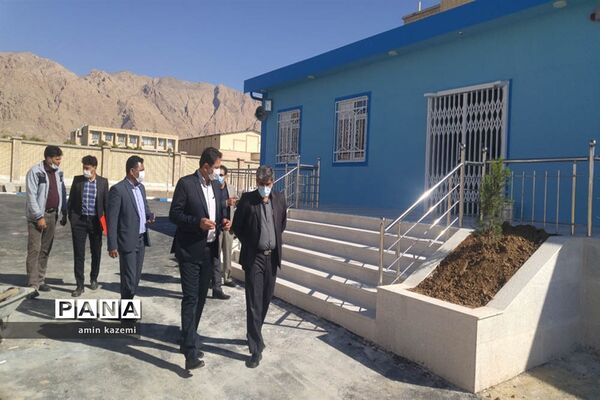 بازدید سرزده  رئیس سازمان دانش‌آموزی  فارس از استخر آماده افتتاح در داراب