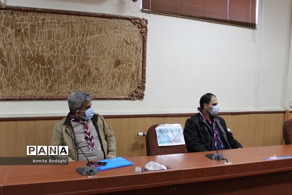 نشست هیات رئیسه مجامع تشکل پیشتازان سازمان دانش‌آموزی آموزش و پرورش اسلامشهر