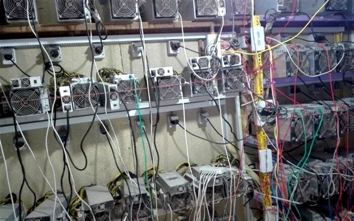 جمع‌آوری ۱۲۵ دستگاه استخراج بیت کوین در اهواز