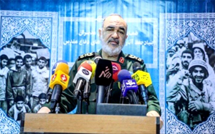 فرمانده کل سپاه: نبرد برای استقلال در تنهایی و در اوج نابرابری اتفاق می‌افتد