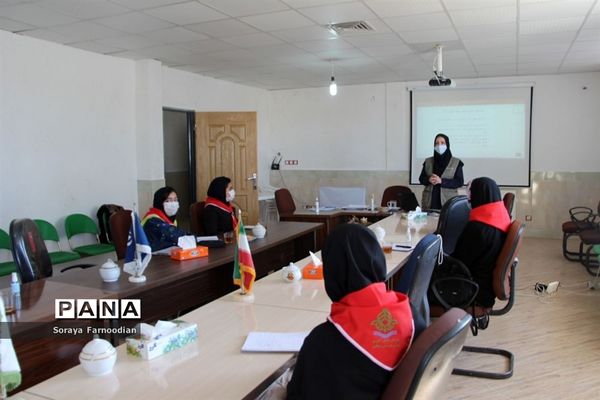 روز اول دوره آموزش خبرنگاری ویژه دانش‌آموزان دختر استان خراسان شمالی