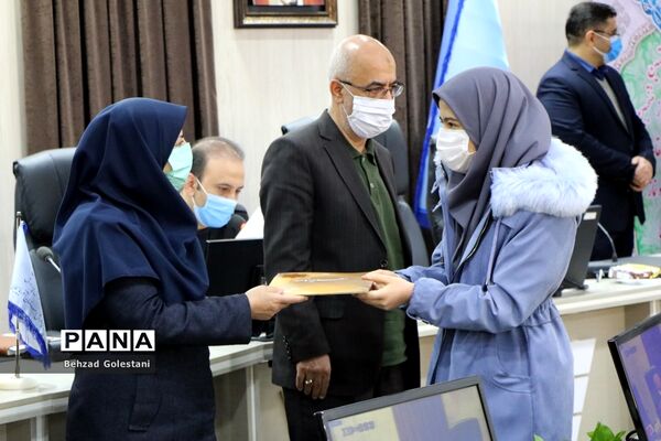 تجلیل از دانش آموزان منتخب مسابقات قرآنی و فرهنگی آذربایجان غربی