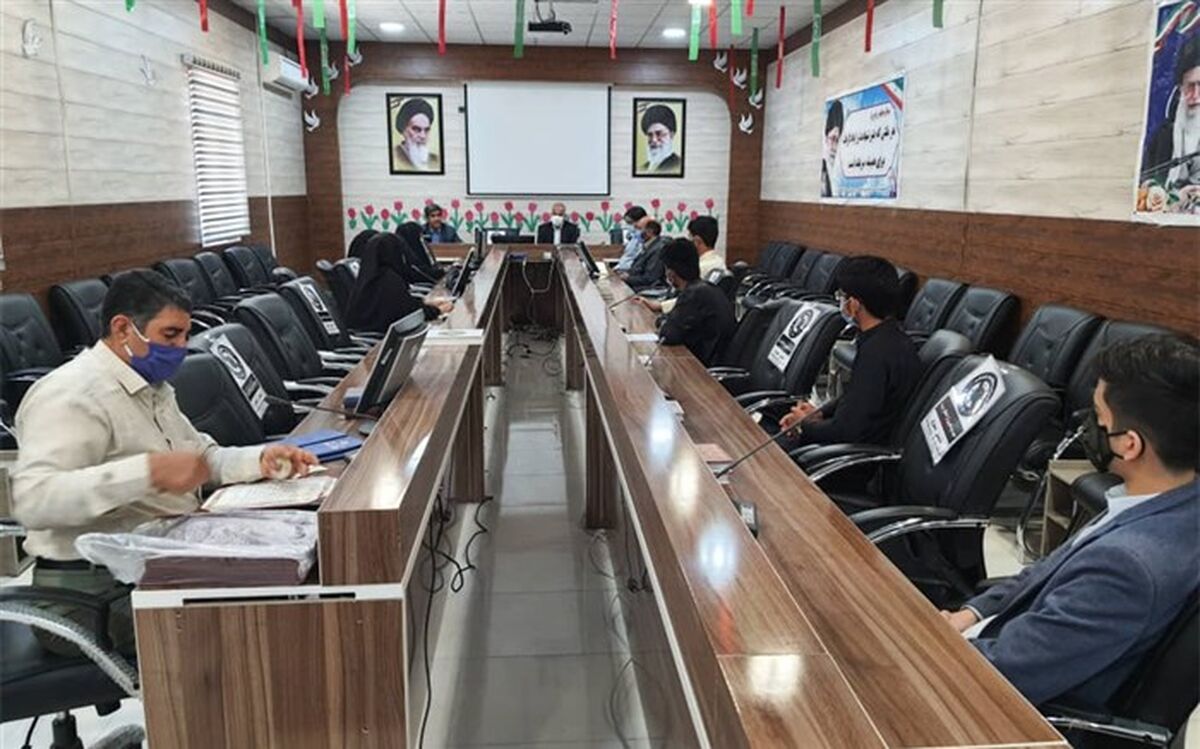 نشست مدیر سازمان دانش‌آموزی سیستان و بلوچستان با نمایندگان مجلس استانی قطب چابهار/فیلم