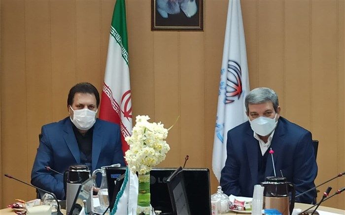 اهدای ۱۶۵ هزار تبلت به دانش‌آموزان محروم با همت خیرین، نهادها و دستگاه‌های اجرایی