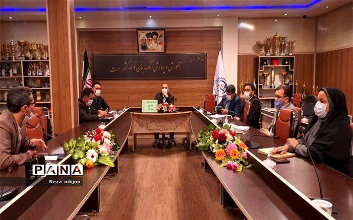 برگزاری جلسه ستاد بزرگداشت دهه فجر در ناحیه یک بهارستان