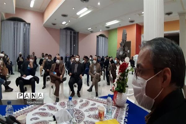 هم اندیشی اصحاب فرهنگ وهنر و رسانه کاشمر با نماینده مردم