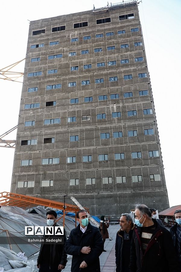 بازدیدعضو  شورای شهر از روند مقاوم سازی ساختمان شمالی پلاسکو