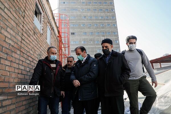 بازدیدعضو  شورای شهر از روند مقاوم سازی ساختمان شمالی پلاسکو