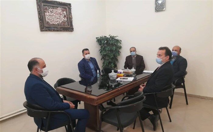 بازدید ناظرین استانی از فعالیت های آموزشی و  پرورشی جوادآباد