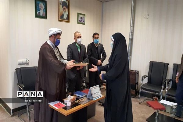 پیش اجلاسیه منطقه ای نماز و تقدیر از فعالان نماز بهارستان یک