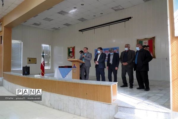 تجلیل از پیشکسوتان آموزش و پرورش شهرستان امیدیه