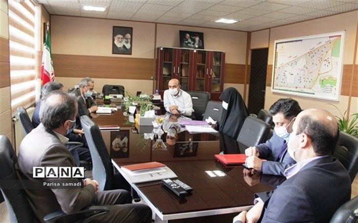 بازدید بازرسان وزارتخانه و اداره کل متبوع از مدارس آموزش و پرورش منطقه ۱۳ تهران