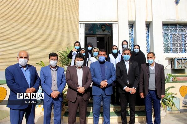 بازدید معاون پرورشی و فرهنگی اداره کل آموزش و پرورش استان بوشهر از دوره آموزشی خبرنگاری  دانش آموزان