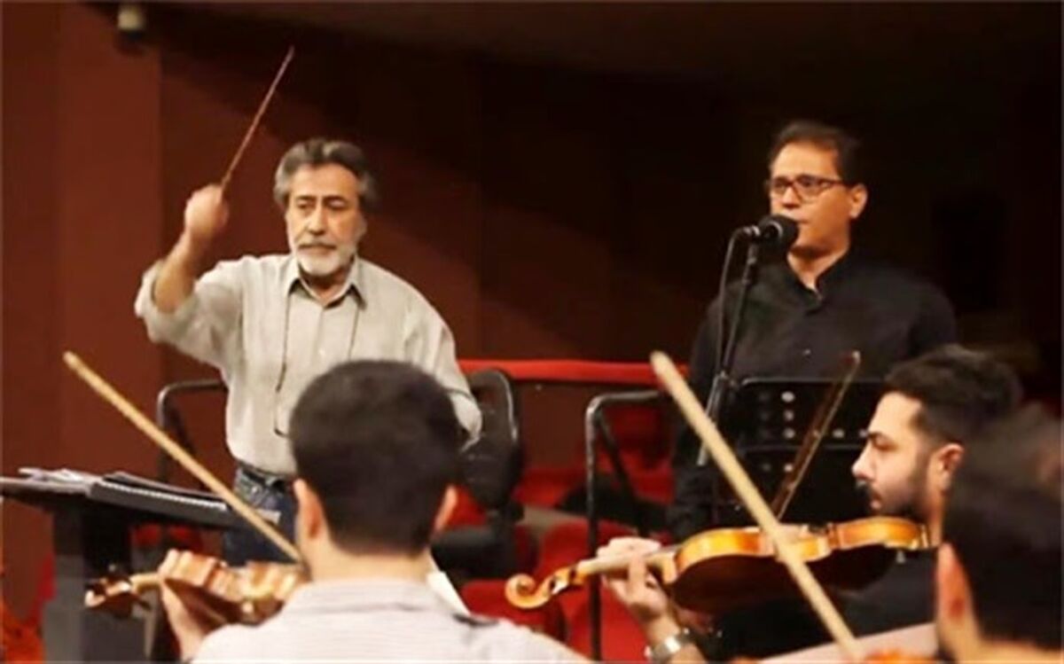 موسیقی  شعر را به اعماق روح آدمی می‌نشاند