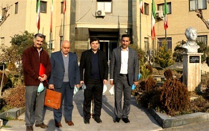 راهبرد نظارت بر مدارس راهبرد ارشادی است