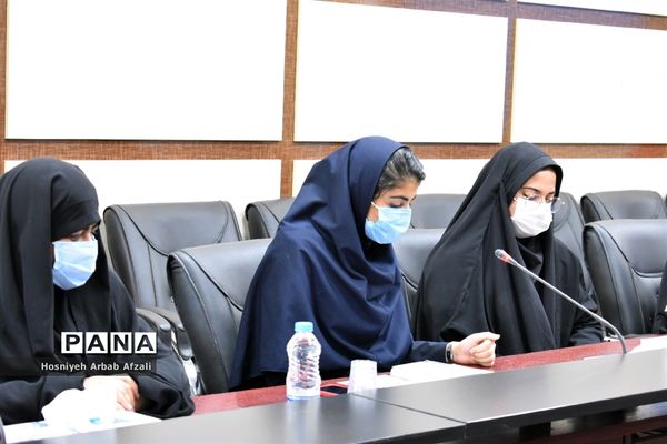 نشست صمیمی مدیرکل آموزش و پرورش سیستان و بلوچستان با هیئت رئیسه مجلس دانش آموزی