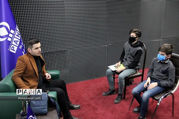 بازدید معاون پرورشی و فرهنگی اداره‌کل آموزش و پرورش و رئیس سازمان دانش آموزی از روند برگزاری دوره خبرنگاری پانا