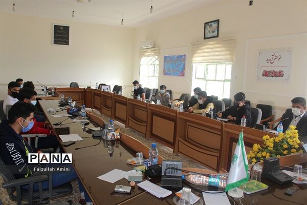 نشست مجلس دانش آموزی شهرستان دشتستان