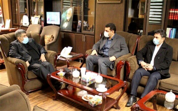 حوزه و دانشگاه  دو بازوی قدرتمند انقلاب اسلامی