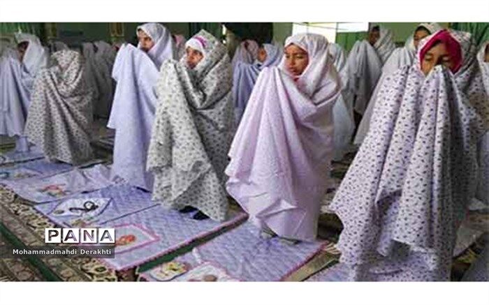جشن عبادت دانش‌آموزان دختر پایه سوم  ابتدایی و پسر پایه هشتم  به صورت مجازی برگزار می‌‌‌‌ شود