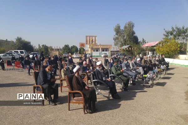 نواختن زنگ انقلاب شهرستان داراب