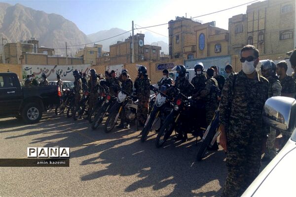 نواختن زنگ انقلاب شهرستان داراب