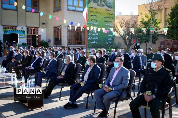 آیین استانی زنگ انقلاب اسلامی در مدارس فارس
