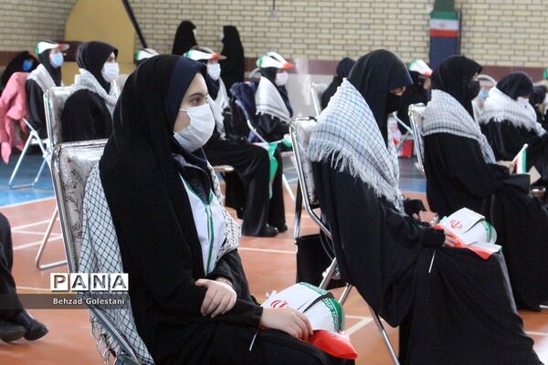 آیین نمادین زنگ انقلاب در ارومیه