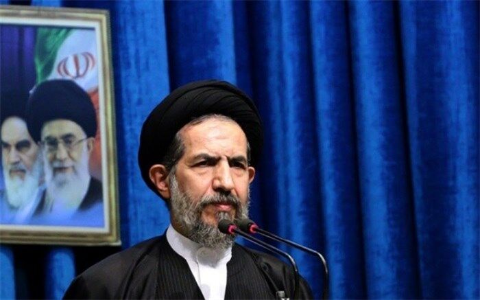 ابوترابی: انقلاب اسلامی تاریخ را واژگون کرد