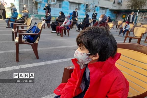 نواخته شدن چهل و دومین زنگ انقلاب در منطقه ۱۶ شهر تهران