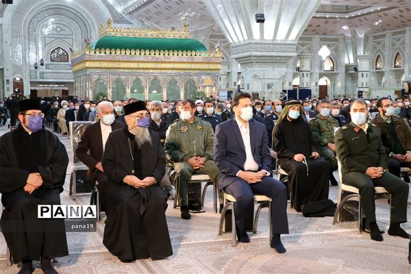 تجدید میثاق با آرمان‌های امام راحل و شهدا