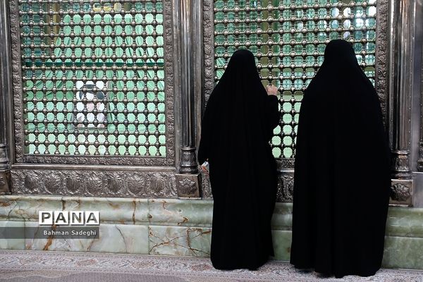 گرامیداشت یوم الله ۱۲ بهمن در حرم مطهر امام خمینی(ره)