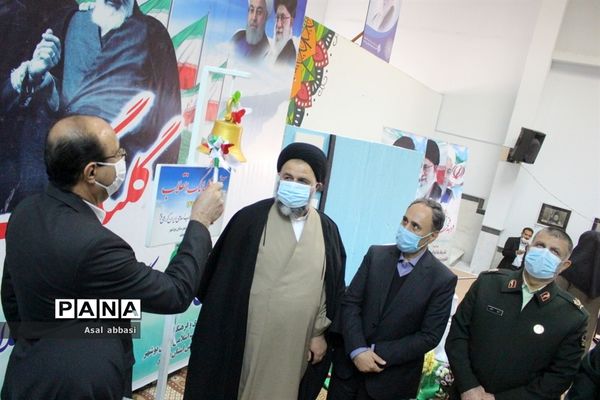 نواختن زنگ  انقلاب در بوشهر