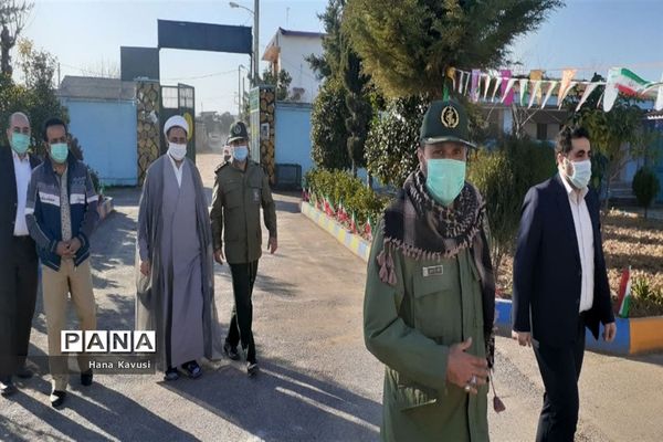 زنگ انقلاب در دبیرستان توحید اسرم