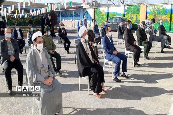 زنگ انقلاب در دبیرستان توحید اسرم