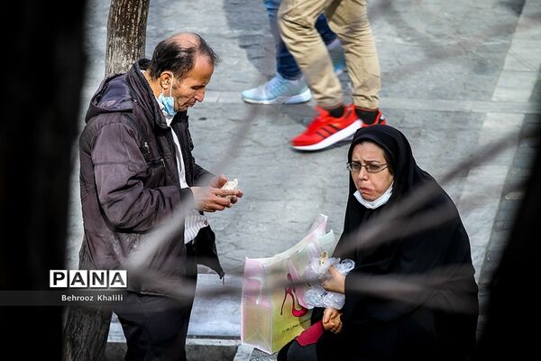 ازدحام در بازارتهران ؛ شرایط نارنجی