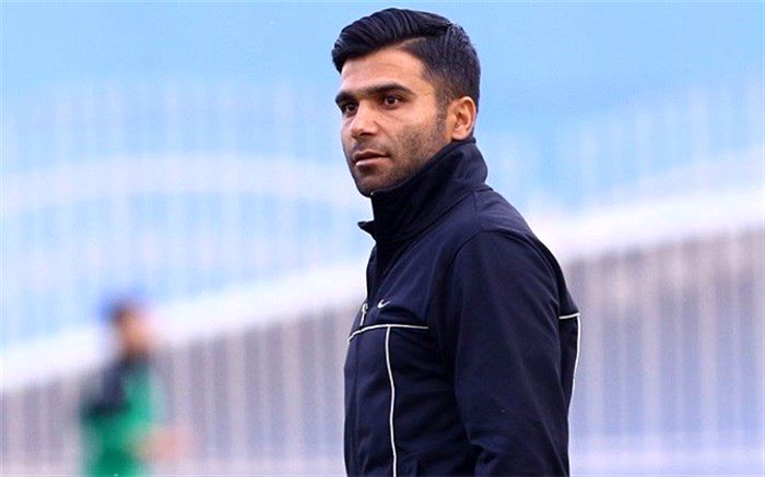 هافبک محبوب استقلالی‌ها به نیمکت نساجی رسید