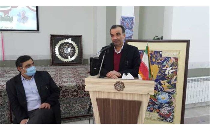 تلاش های فرهنگیان در ایام کرونا کمتر از کادر درمان نیست