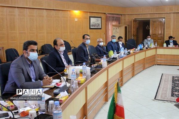 کارگاه کارشناسان ارزیابی عملکرد و پاسخگویی به شکایات شهرستان‌ها و مناطق آموزش و پرورش استان بوشهر