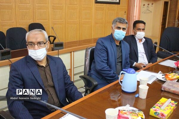 کارگاه کارشناسان ارزیابی عملکرد و پاسخگویی به شکایات شهرستان‌ها و مناطق آموزش و پرورش استان بوشهر