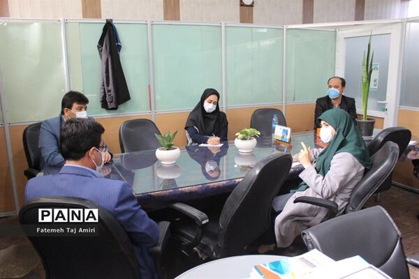 جلسه هم اندیشی کارکنان سازمان دانش‌آموزی استان بوشهر