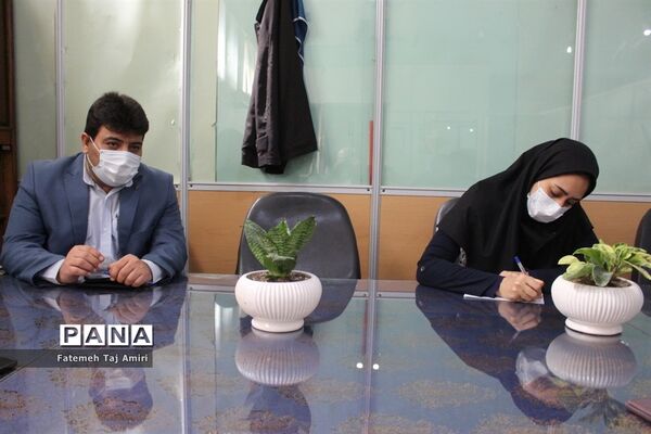 جلسه هم اندیشی کارکنان سازمان دانش‌آموزی استان بوشهر
